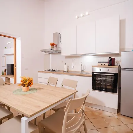 Appartamento La Casa Di Carta In Via Plebiscito *