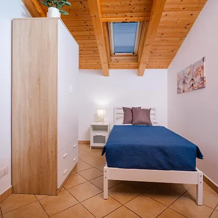 Appartamento La Casa Di Carta In Via Plebiscito *