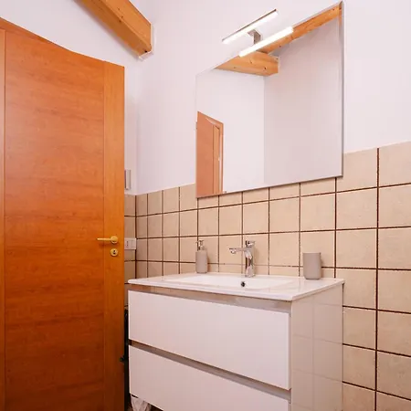 La Casa Di Carta In Via Plebiscito